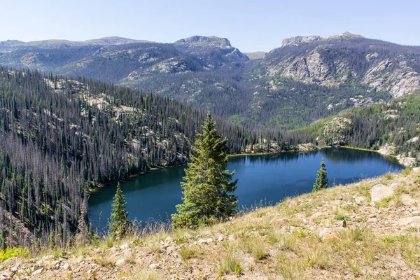 Colorado 'nun vahşi dağlarındaki Granit Gölü.