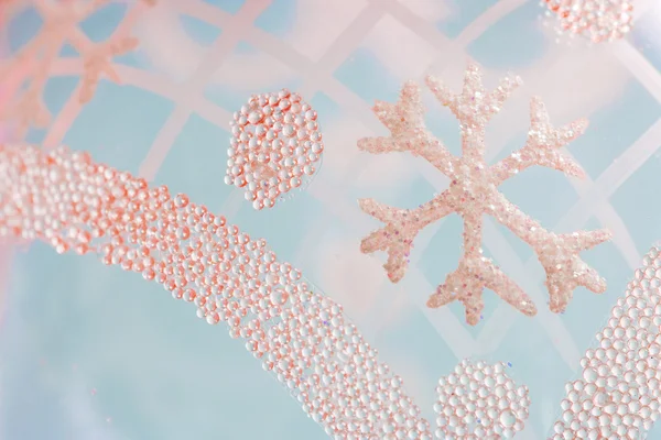Detalhe de um padrão de decoração de barball de Natal com bolhas rosa — Fotografia de Stock