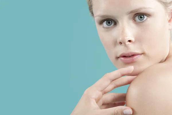 Vrouw gezicht lachend. — Stockfoto