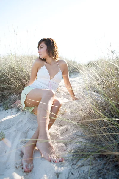 Young woman relaxing — Stock Photo, Image