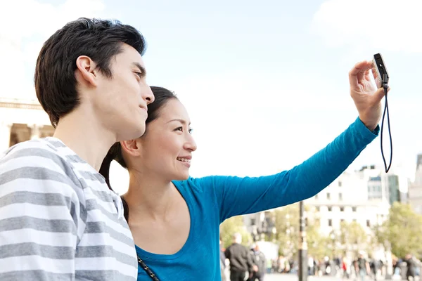 Japonesa turista pareja —  Fotos de Stock