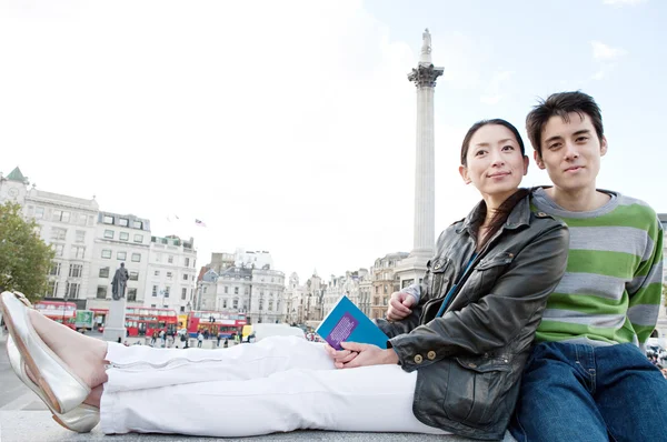 Japanese tourist couple — Stock Photo, Image