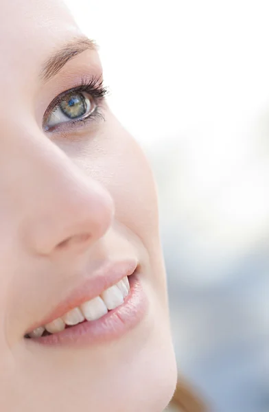 Caucasico faccia donna sana — Foto Stock