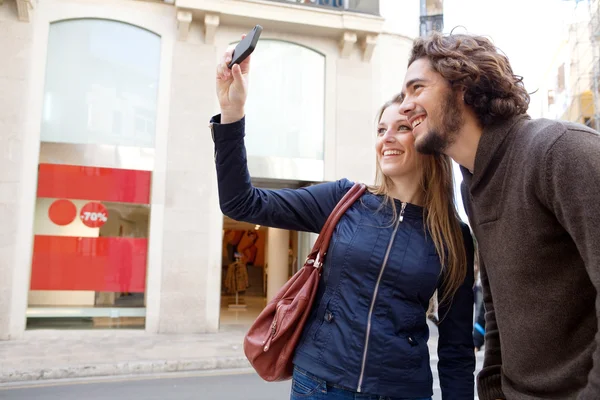 Pareja tomando fotos — Foto de Stock