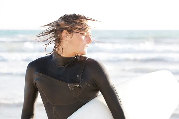 Attractive young surfer — Stock Photo, Image