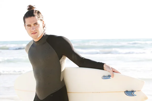 Young attractive surfer man — Stock Photo, Image