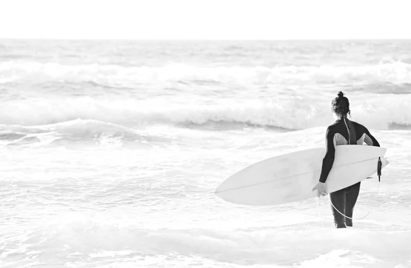 Homem surfista jovem — Fotografia de Stock