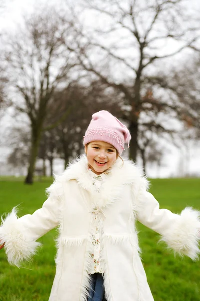 Menina sorrindo — Fotografia de Stock