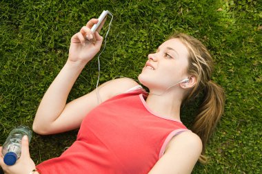 genç kadın bırakmasını