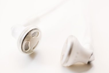 Çift müzik kulaklık