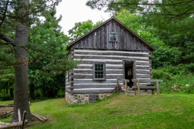 Manitowoc, WI USA 20 Haziran 2015: Pinecrest Tarihi Köy - Amerika Tarihi