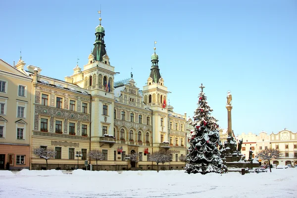 Stad pardubice in de winter — Stockfoto