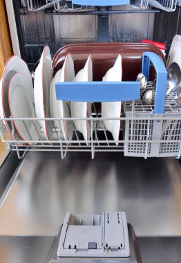 temiz yemekler ile bulaşık makinesi