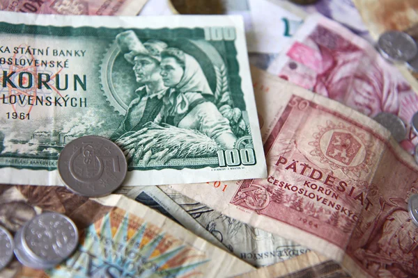 Oude en nieuwe Tsjechische geld — Stockfoto