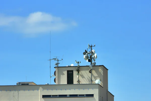 Satellite communications dishes — Stock Photo, Image