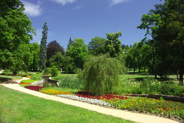 Park in der Stadt — Stockfoto