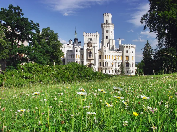 城堡赫卢博卡河畔Vltavou的 — 图库照片