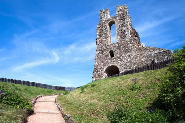 Potstejn stronghold and church — Stock Photo, Image