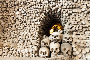 Çek Cumhuriyeti - unesco şehir kutna hora - kilise sedlec - ossua