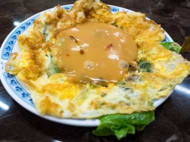 Tayvan usulü geleneksel istiridye çerezi..