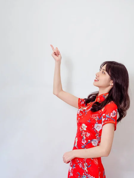 Asian Woman Wearing Traditional Cheongsam Qipao Dress Hand Pointing Copy — Foto Stock