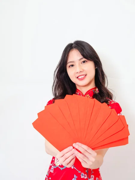 Portrait Young Asian Woman Wearing Traditional Cheongsam Qipao Dress Red — Foto de Stock