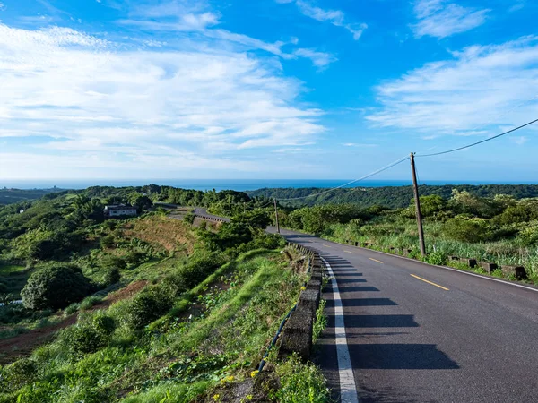 Tayvan Kuzey Kıyısındaki Güzel Yol — Stok fotoğraf