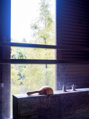 Kaplıcada banyo dekorasyonu.