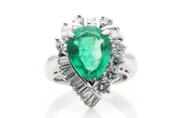 Emerald Diamond Ring — Fotografie, imagine de stoc