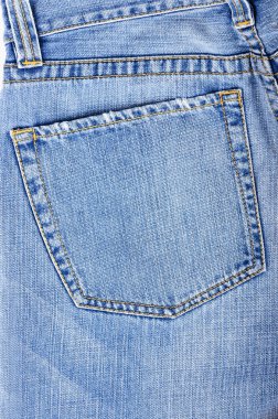 bir kot pantolon cebinde