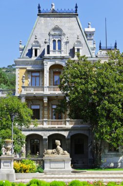 Yaz aylarında antik kale