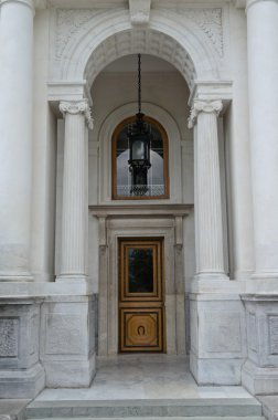 kapı kemerinin