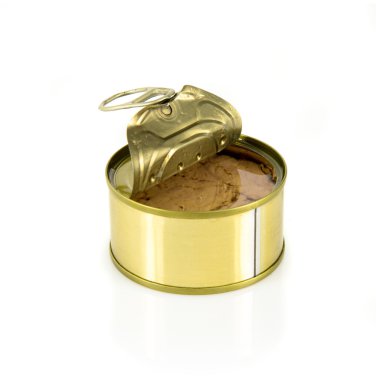 Beyaz arka plan açık ton balığı konservesi izole