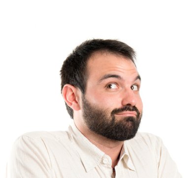 genç adam beyaz arka plan üzerinde memnun