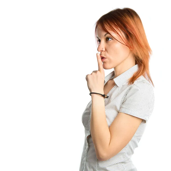 Jong meisje stilte gebaar doen over Wit — Stockfoto