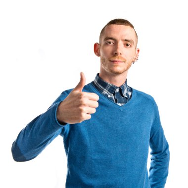 onu başparmak yukarıya beyaz arka plan üzerinde olan adam 