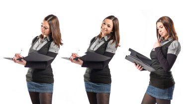 Genç öğrenci izole beyaz zemin yazma 