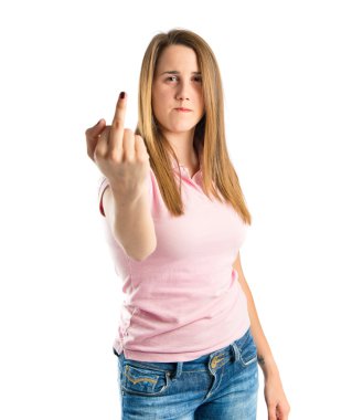 Beyaz arka plan üzerinde ciddi kız yapma boynuz jest 