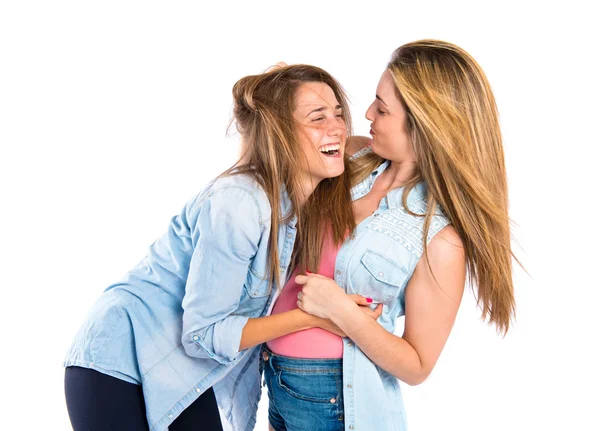 Amigos jugando sobre fondo blanco — Foto de Stock