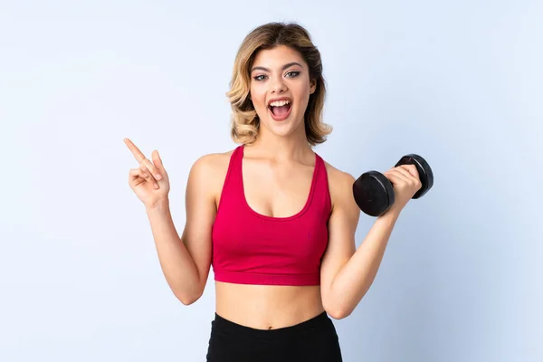 Adolescente Rusa Chica Haciendo Levantamiento Pesas Aislado Sobre Fondo Azul —  Fotos de Stock