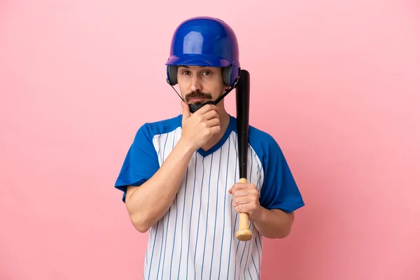 생각에 고립된 야구를 코카서스 — 스톡 사진