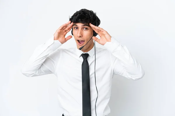 Hombre Telemarketer Trabajando Con Auricular Aislado Sobre Fondo Blanco Con — Foto de Stock