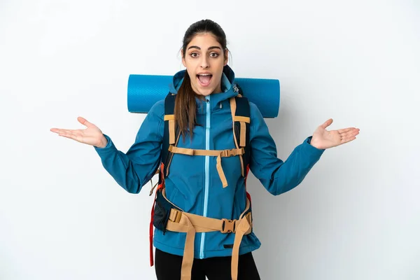 Jovem Montanhista Homem Com Uma Grande Mochila Sobre Fundo Isolado — Fotografia de Stock