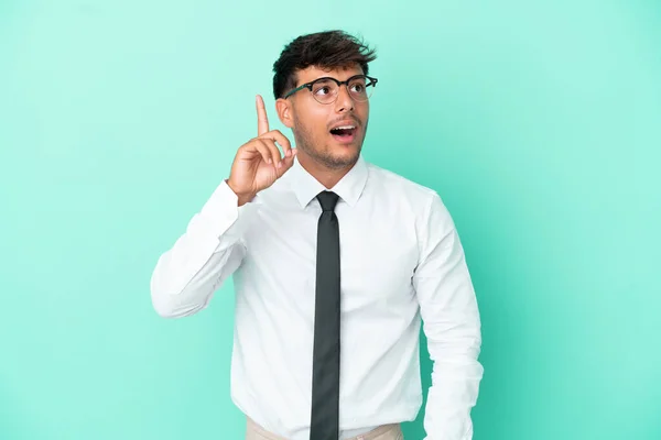 Hombre Caucásico Negocios Aislado Sobre Fondo Azul Con Intención Realizar — Foto de Stock