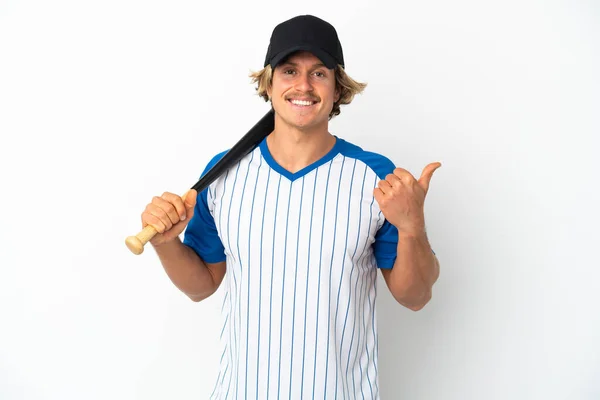 Junger Blonder Mann Auf Weißem Hintergrund Der Baseball Spielt Und — Stockfoto