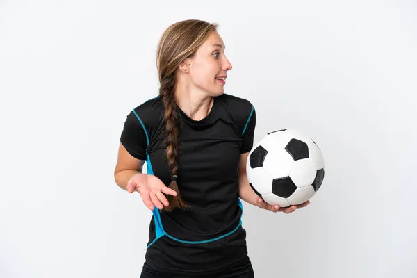 Mladý Fotbalista Žena Izolované Bílém Pozadí Překvapivým Výrazem Při Pohledu — Stock fotografie