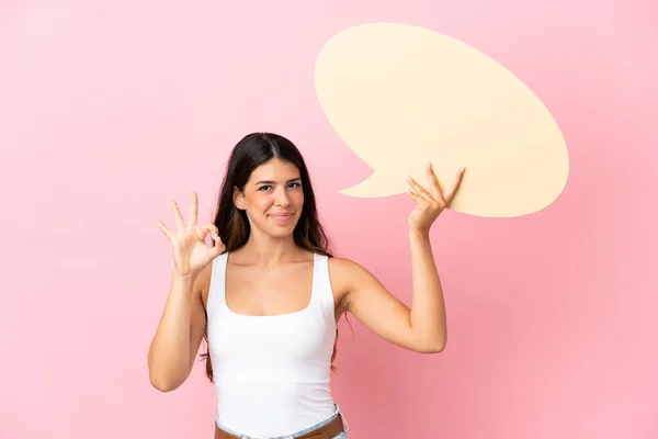 Young Caucasian Woman Isolated Pink Background Holding Empty Speech Bubble — Stock Photo, Image