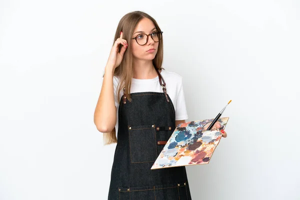 年轻的立陶宛女性艺术家 拥有一个有着白色背景 充满怀疑和思考的调色板 — 图库照片