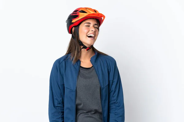 Νεαρή Ποδηλάτισσα Βραζιλιάνα Απομονωμένη Λευκό Φόντο Γελώντας — Φωτογραφία Αρχείου