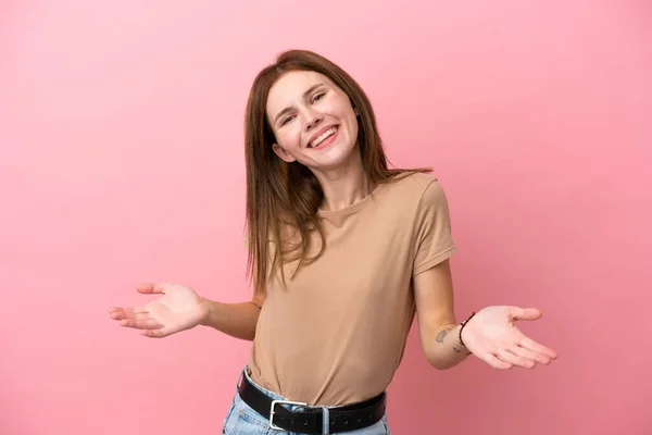 Mladá Anglická Žena Izolované Růžovém Pozadí Šťastný Usmívající — Stock fotografie